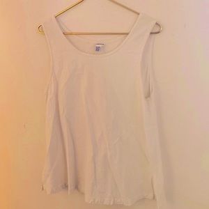 Women’s sleeveless top